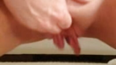 Homem gostoso e seus dedos habilidosos filme pornô mulher transando com vários homens