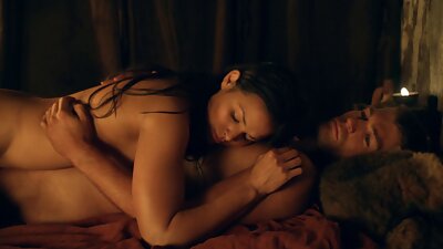 Ação pornô interracial da estrela pornô JessyK na África vídeo pornô das mulheres transando 2