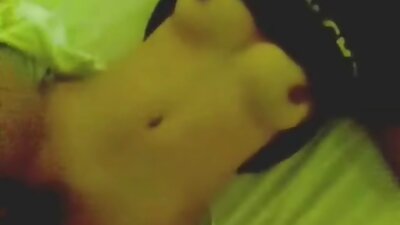 Ela vídeo pornô de mulher transando com adora anal nos assiste fudendo dupla penetração com vibrador
