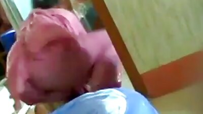 Vadia vídeo de pornô homem transando perseguidora britânica chupando alguém e se curvando para ser fodida